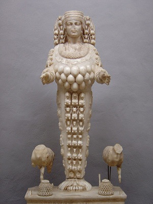 以弗所的阿耳特弥斯（塞米勒米斯许多外观中的一种）