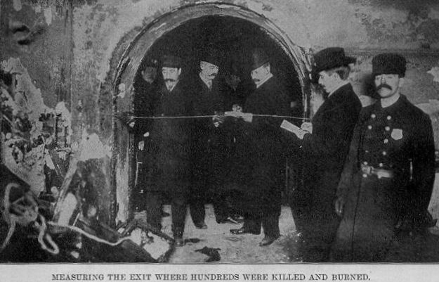 Urmările focului de la Teatrul Iroquois(Chicago, Illinois)