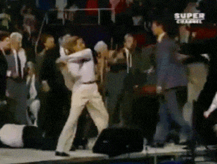 Benny Hinn - Erschlagen im Geiste