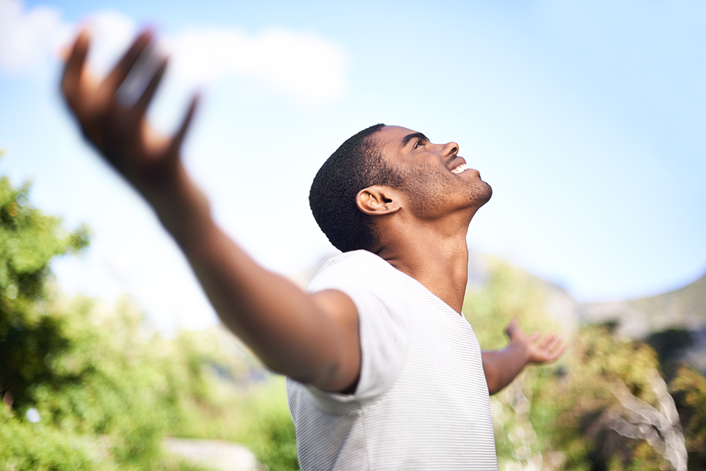 Man Praising YAH