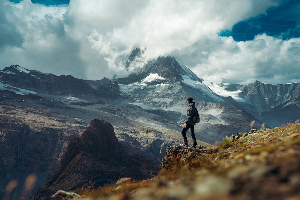 hiking the Matta-hike-swiss-alps-matterhorn