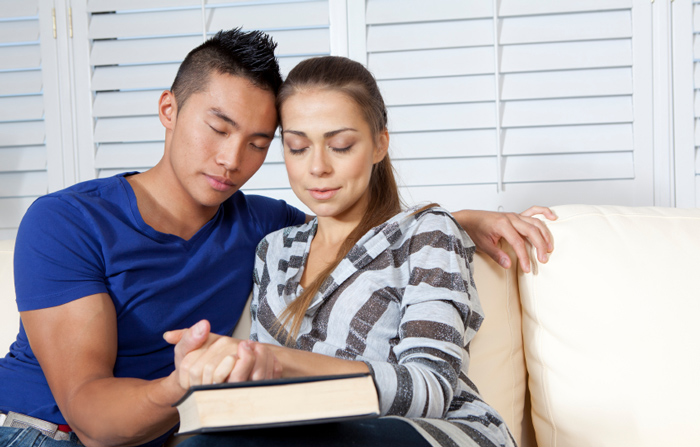 praying couple