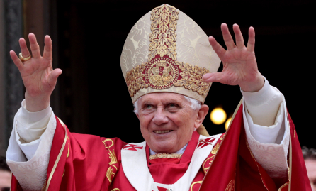 Pous Benedict XVI