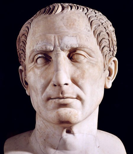 Julius Cæsar Statue