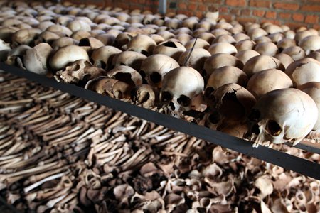 ostatky obětí Rwandské genocidy