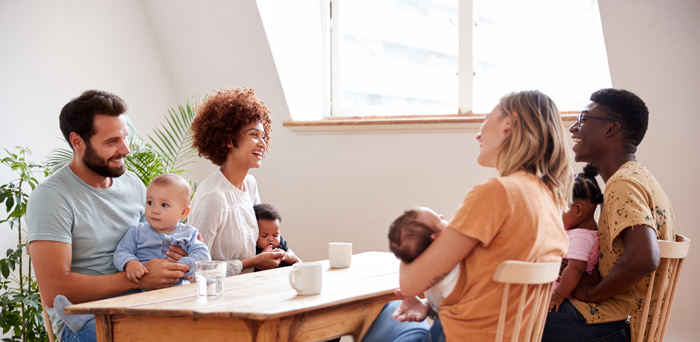 l’adoration, le culte, avec des amis