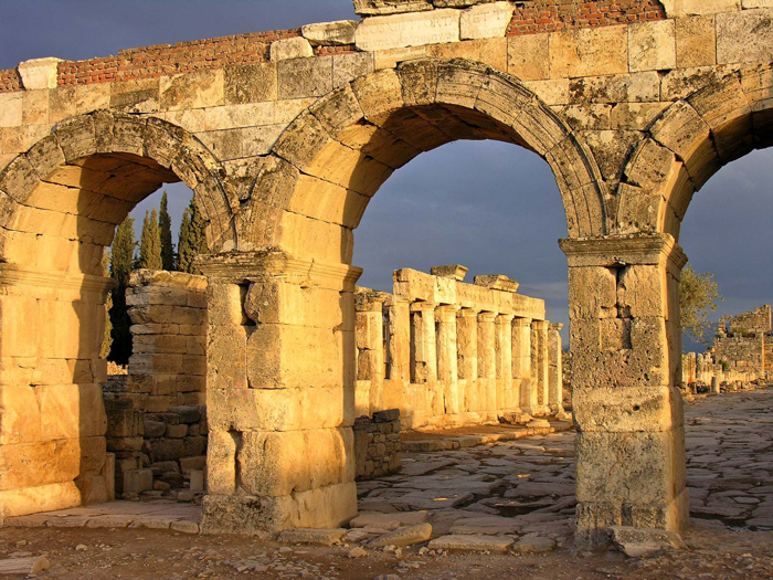 gate-Hierapolis-Turkey