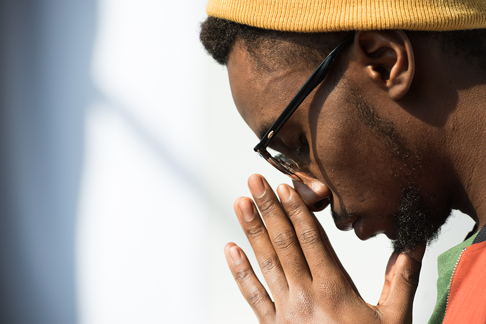 man+praying