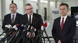 Polish people are concerned the USA is about to start WW3.  Polish MEP Braun on Antony Blinken visiting Poland today:  