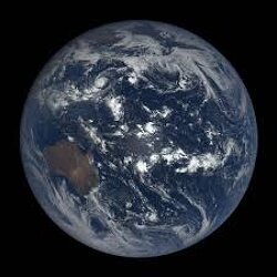 If Earth were really a spinning space ball, we wouldn’t be able to see this far. According to the globe model, the horizon should drop at 8 inches per mile squared, yet we can see miles and miles beyond what the curvature should allow. Flat, clear, and undeniable, the globe is dead.