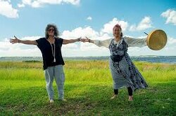 We live our lives mostly insulated from the earth (wearing rubber-soled shoes, living indoors, driving in our cars, etc).   Over time, this causes our bodies to become depleted. Touching the ground replenishes our electron balance and restores our lost connection to the earth’s energy.