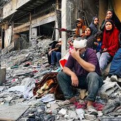 Warning, shocking images >  Dozens of martyrs as the Zionist occupation targets a group of civilians in Gaza.