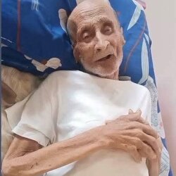Abu Majdi is the latest victim of Israel's deliberate famine in Gaza. Children are 1st to starve to death b/c they have low fat storage. When healthy adults die by hunger, it means we're deep in famine territory. 1kg of body fat = 7,700 calories, which burns over 9 days (in cases of prolonged starvation, the body burns less calories; about 500-1,200 per day instead of 1,600-3,000). This means hunger has reached catastrophic levels, where an adult can burn through dozens of kilos of fat until dea