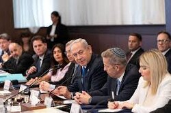 Netanyahu meets with US Influencers (on Israel’s payroll) to discuss how they can brainwash evangelicals back to supporting Israel.